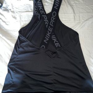 Large Nike pro workout tank